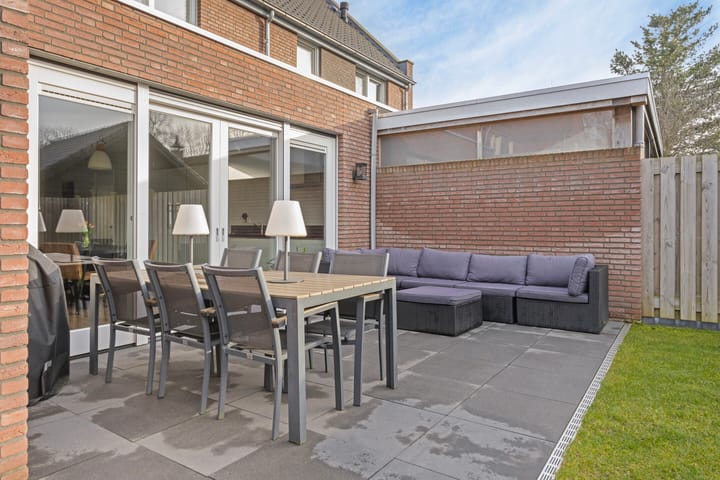 Foto 43 van Pastoor van Ervenstraat 45