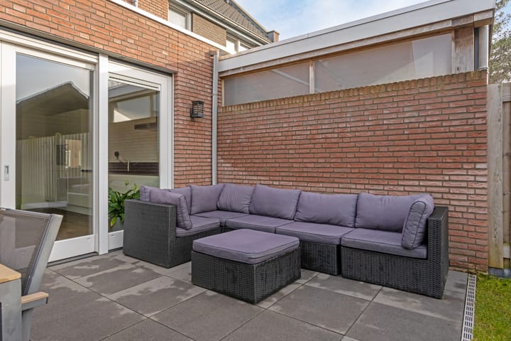 Foto 44 van Pastoor van Ervenstraat 45