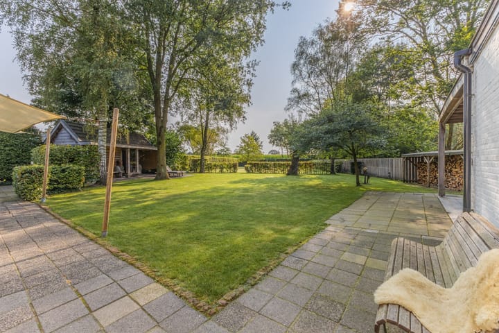 Foto 40 van Grensweg 65