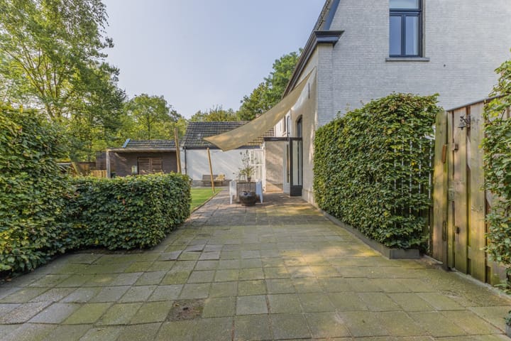 Foto 47 van Grensweg 65