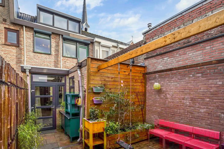 Foto 32 van Paterstraat 69