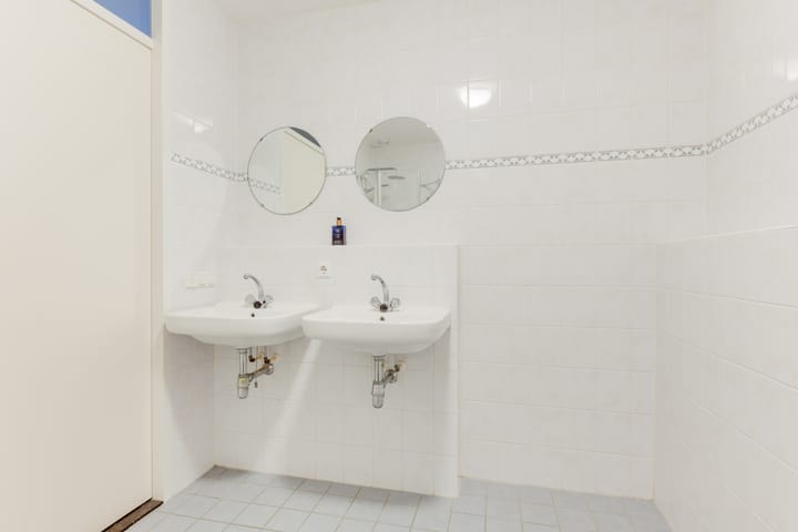 Foto 18 van Simon Carmiggeltstraat 37