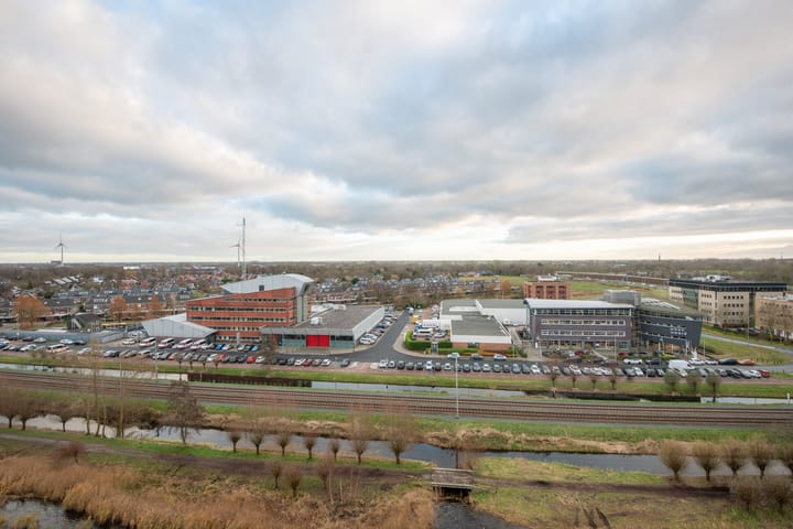 Foto 22 van Simon Carmiggeltstraat 37