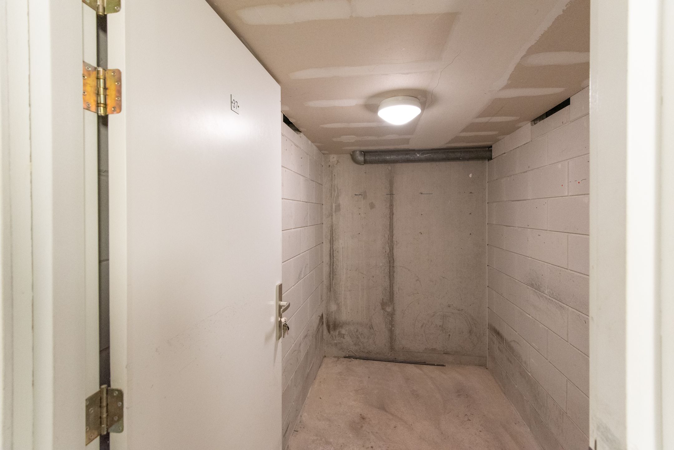 Foto 27 van Simon Carmiggeltstraat 37