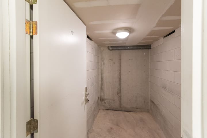 Foto 27 van Simon Carmiggeltstraat 37