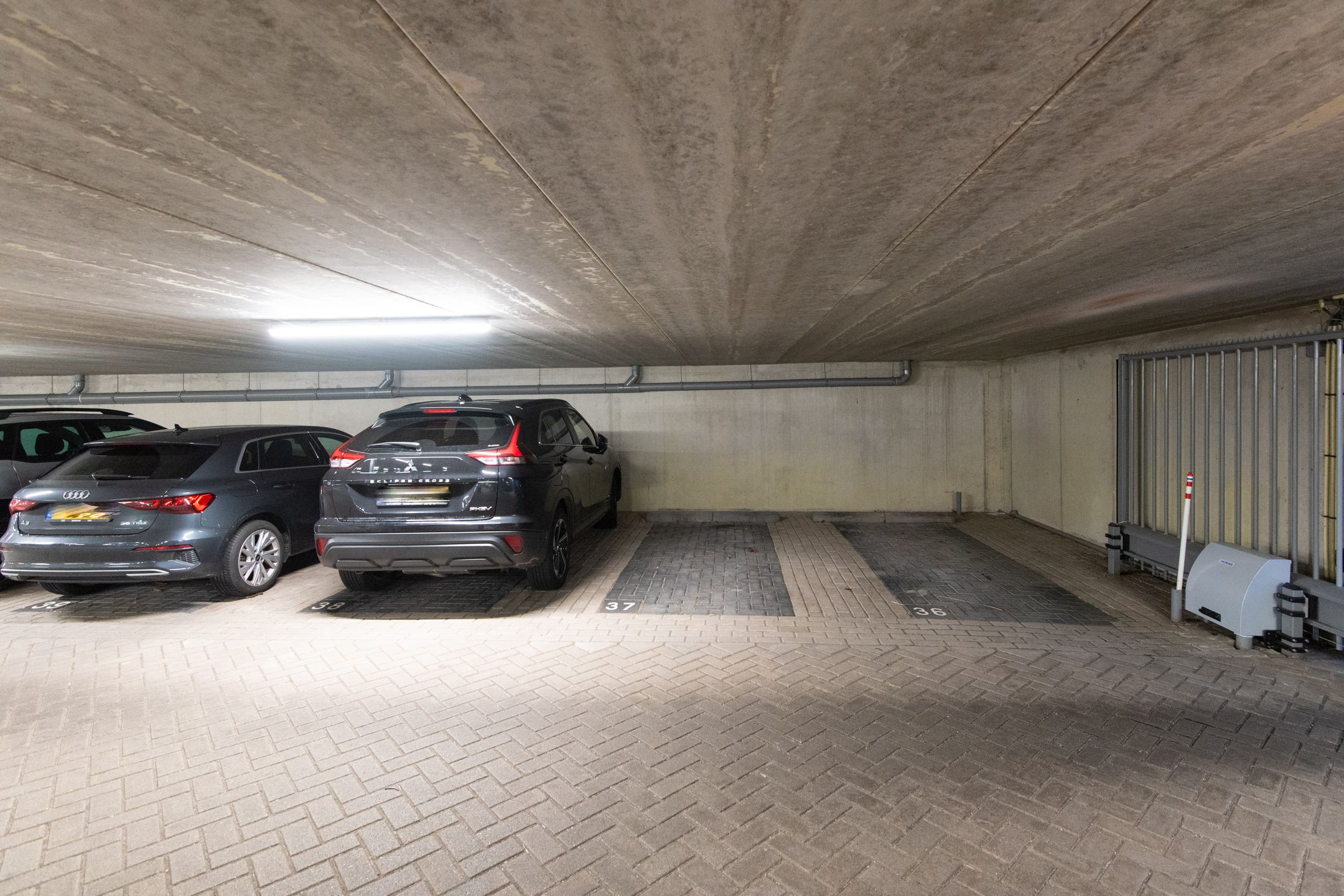 Foto 30 van Simon Carmiggeltstraat 37