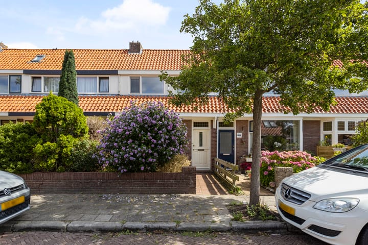 Foto 2 van Dahliastraat 36