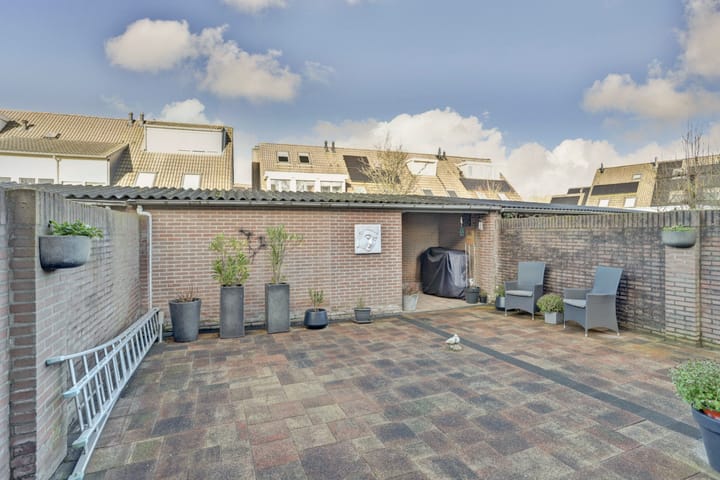 Photo 23 of Salderes 129