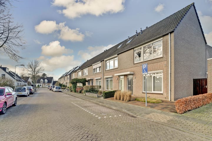 Photo 26 of Salderes 129