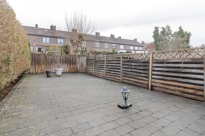 Foto 5 van Limburgiastraat 12