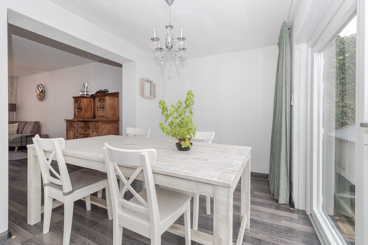 Foto 12 van Limburgiastraat 12