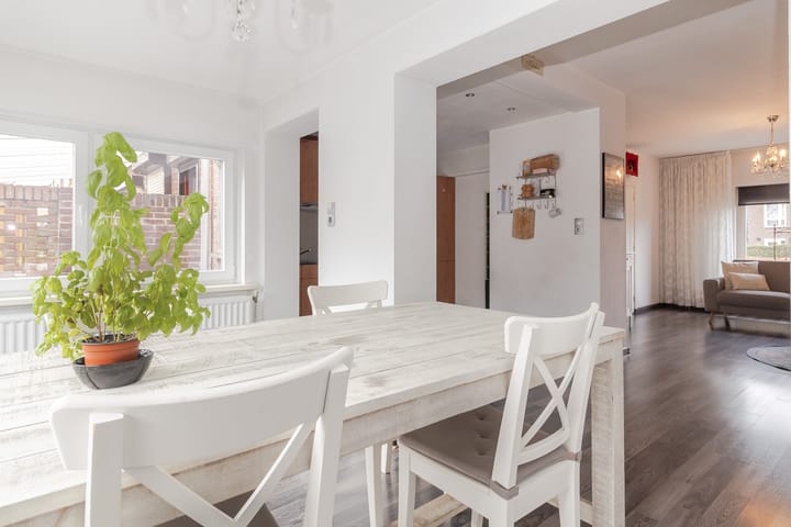 Foto 13 van Limburgiastraat 12