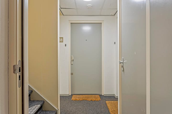 Foto 23 van Hintham 68-B