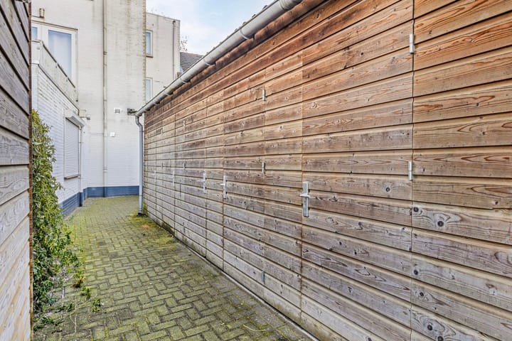 Foto 19 van Hintham 68-B