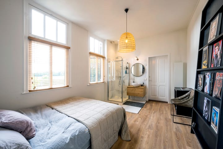 Foto 21 van Leeuwenlaan 6