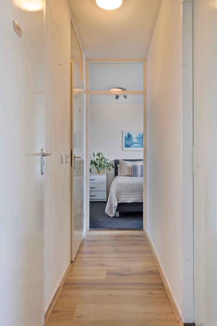 Photo 21 of Korfakker 48-A