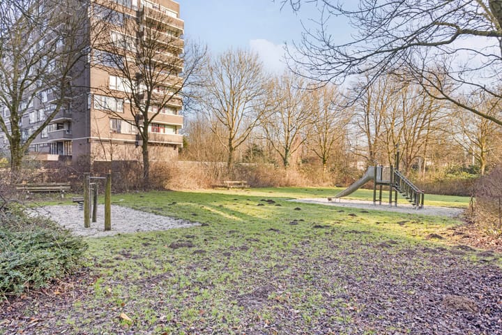 Photo 32 of Korfakker 48-A