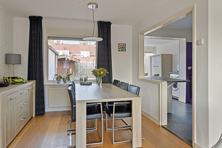 Foto 6 van Julianastraat 21