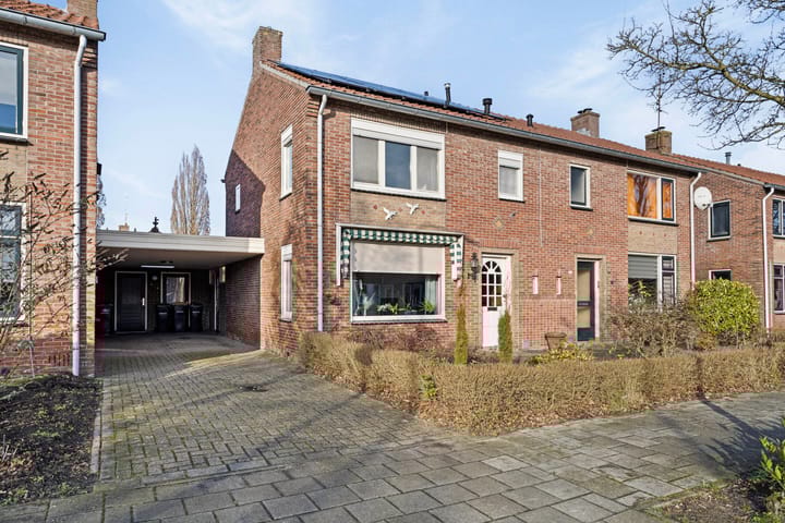 Foto 28 van Julianastraat 21