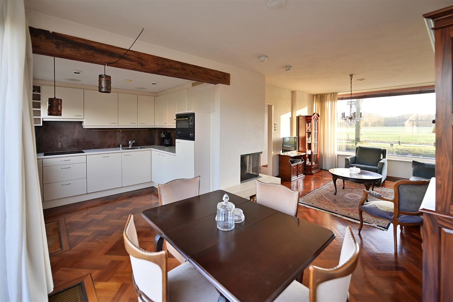 Photo 5 of Zuidereinde 108