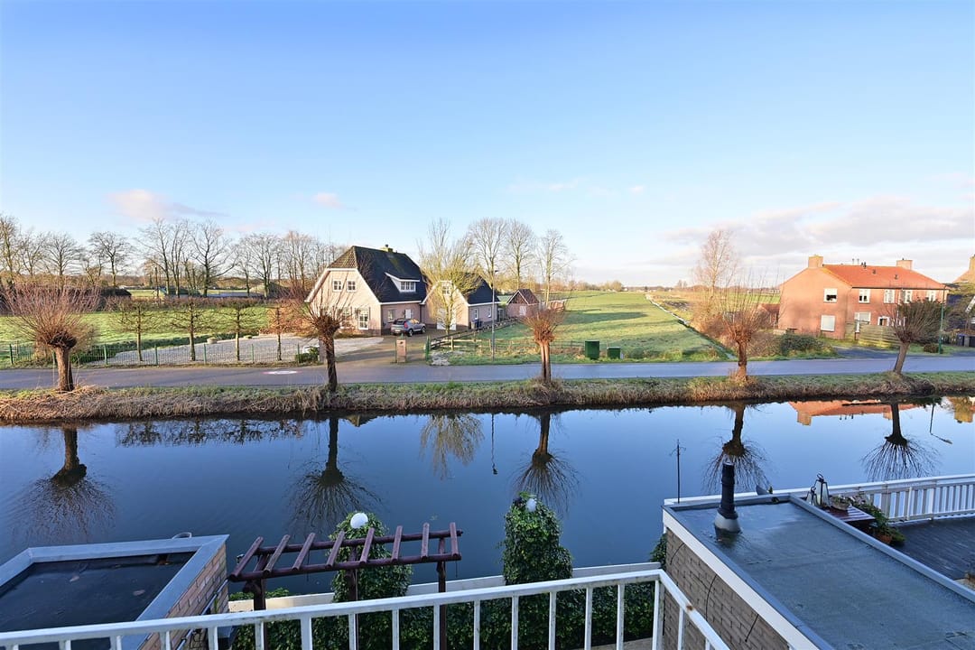 Photo 8 of Zuidereinde 108
