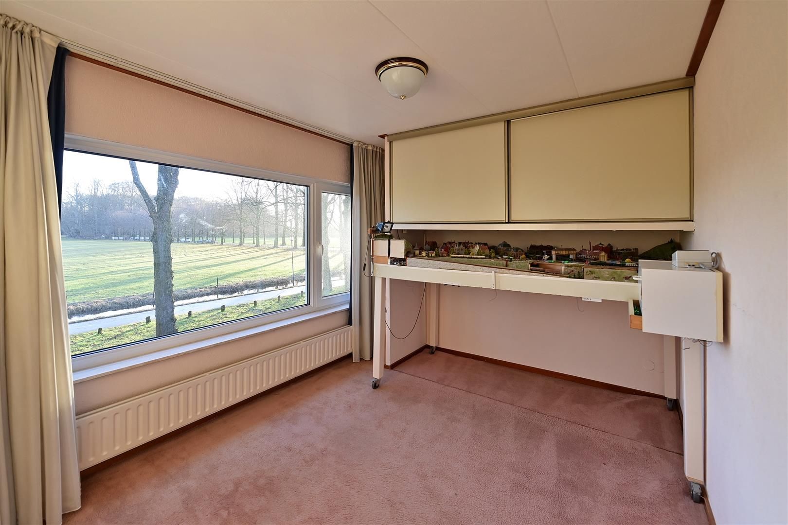 Photo 9 of Zuidereinde 108