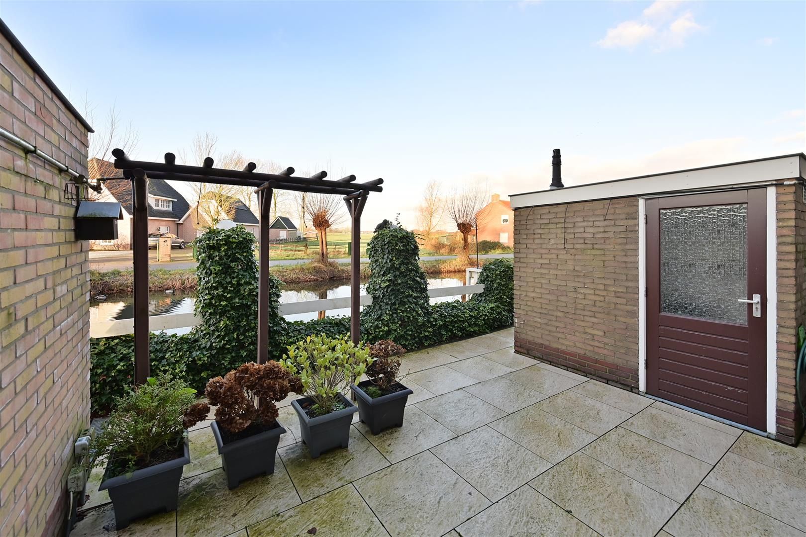 Photo 15 of Zuidereinde 108