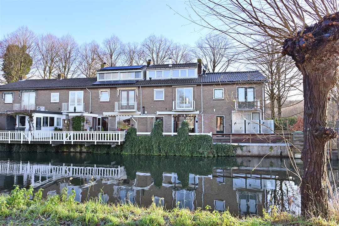 Photo 16 of Zuidereinde 108