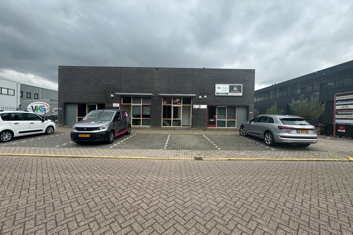 Vrijheidweg 32, Wormerveer