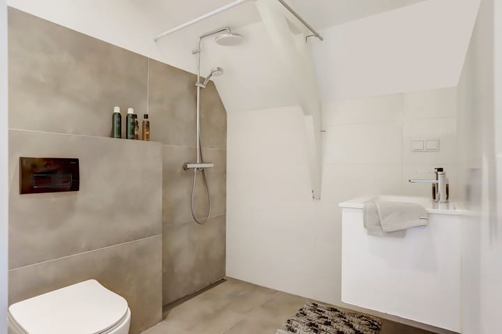 Foto 17 van Lange Groenendaal 56-B