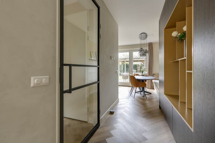 Foto 11 van Steenslag 10