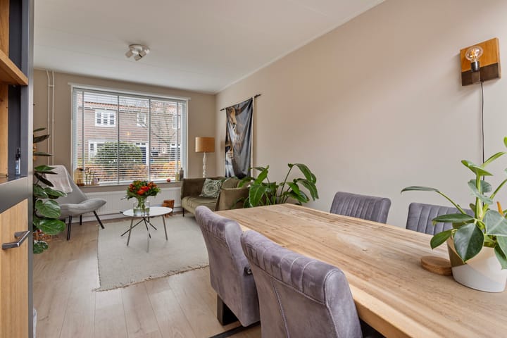 Photo 13 of Goudsbloemstraat 119