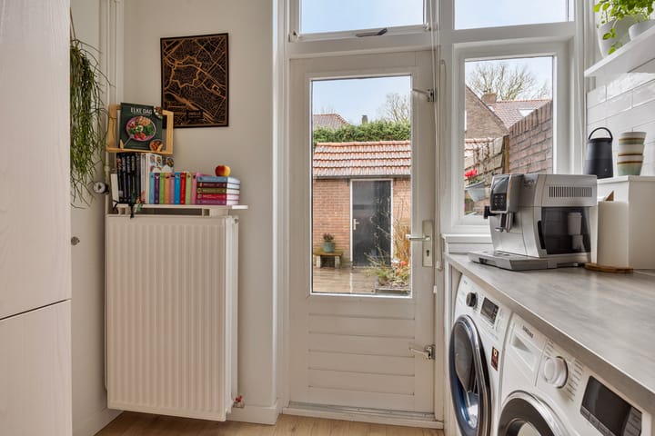 Photo 17 of Goudsbloemstraat 119