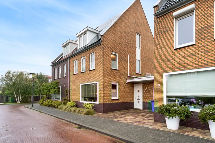 Foto 4 van Vlinderweg 10