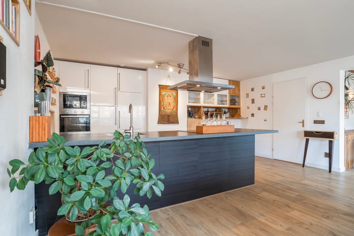 Foto 7 van Helmersstraat 195