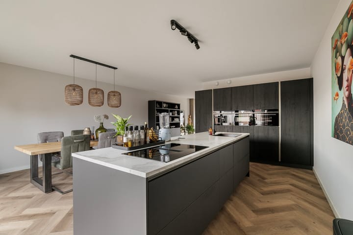 Foto 2 van Van der Lijnhage 4