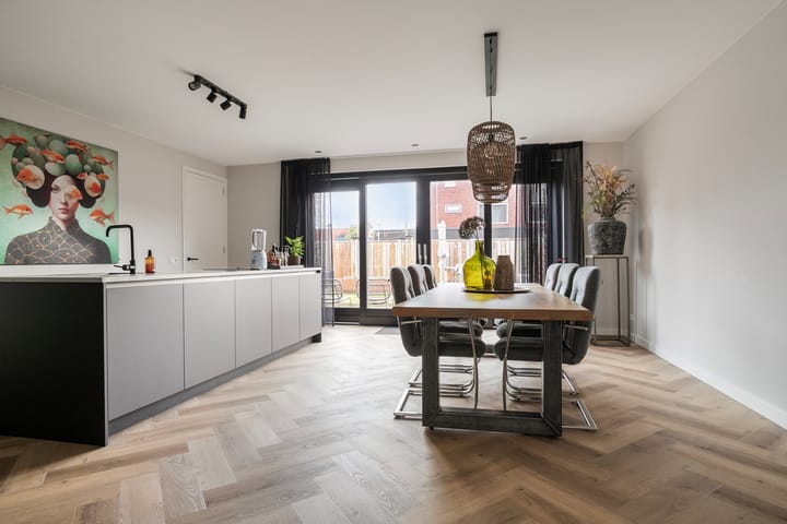 Foto 11 van Van der Lijnhage 4