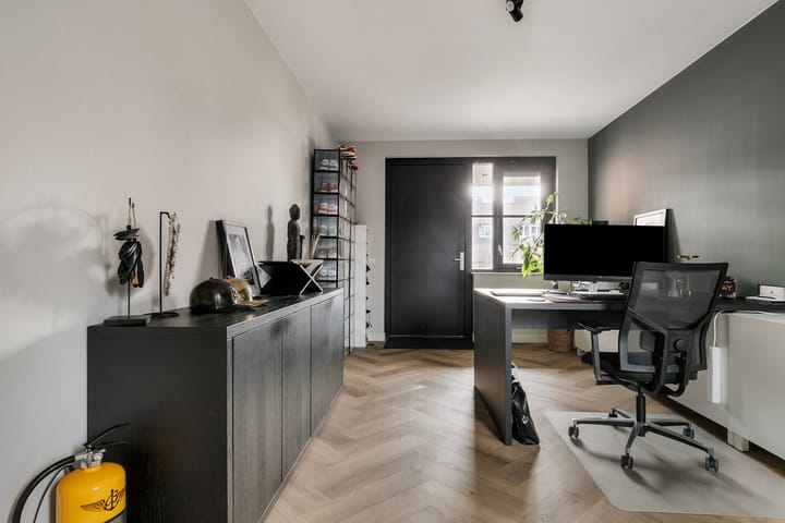 Foto 15 van Van der Lijnhage 4