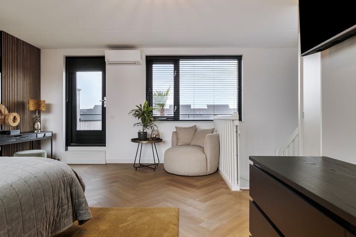 Foto 25 van Van der Lijnhage 4