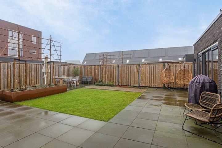 Foto 30 van Van der Lijnhage 4