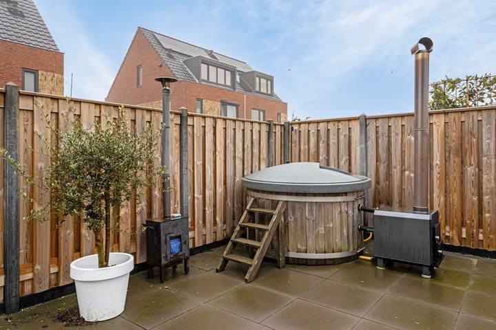 Foto 32 van Van der Lijnhage 4