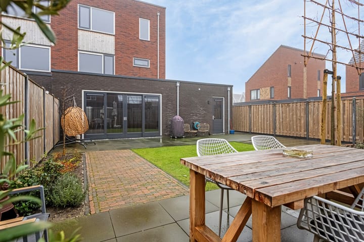 Foto 35 van Van der Lijnhage 4