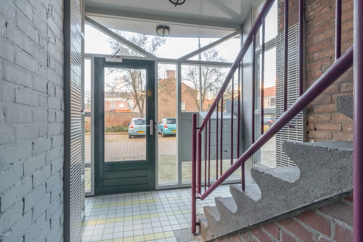 Foto 19 van Staringstraat 14