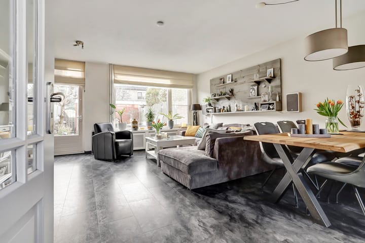 Foto 2 van Benedictushof 21