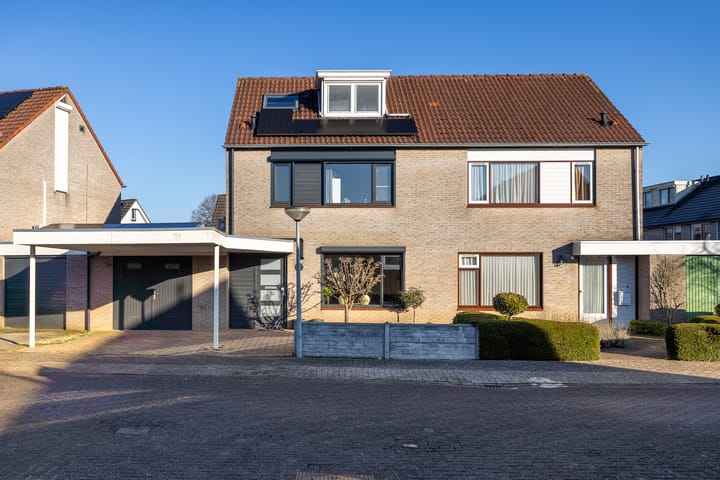 Foto 1 van de Vlierbes 4