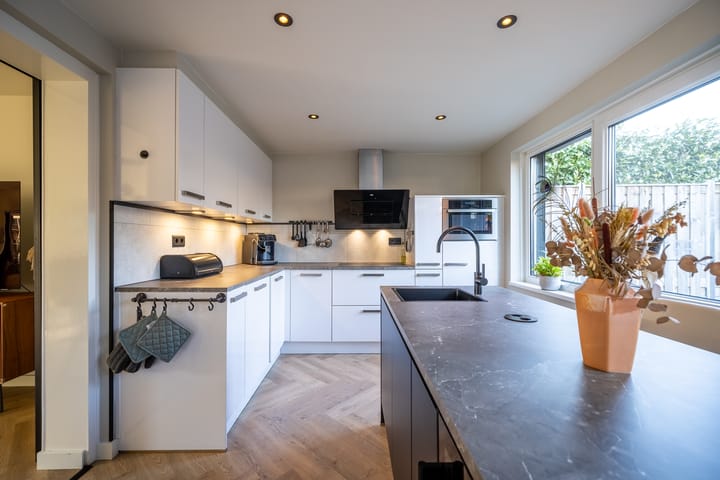 Foto 3 van de Vlierbes 4