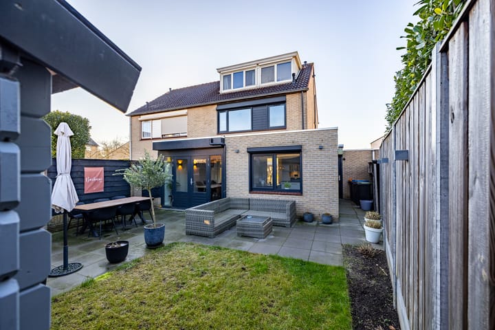 Foto 19 van de Vlierbes 4