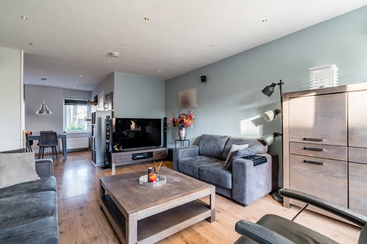 Foto 7 van Kompas 18