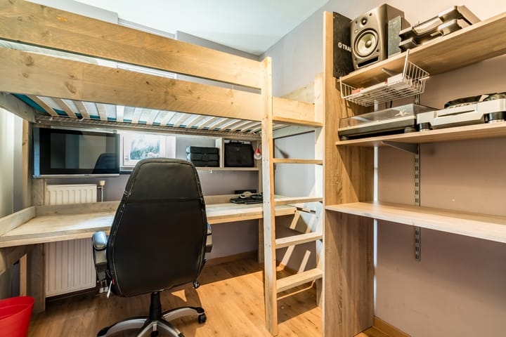 Foto 12 van Kompas 18