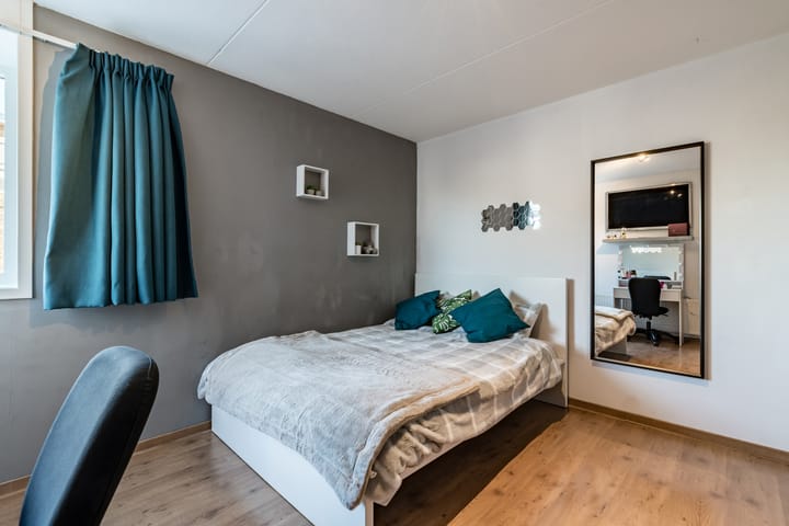 Foto 25 van Kompas 18